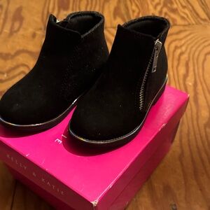 Kelly & Katie Kids Black Boots with Side Zipper